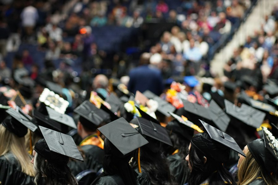 Photo job market for young graduates